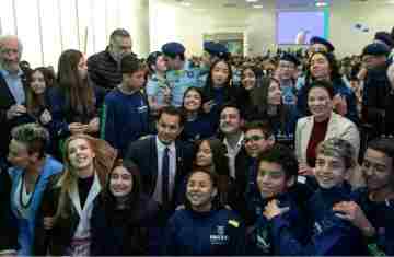  Telas interativas e chromebooks: governador entrega R$ 33,3 milhões em tecnologia a escolas